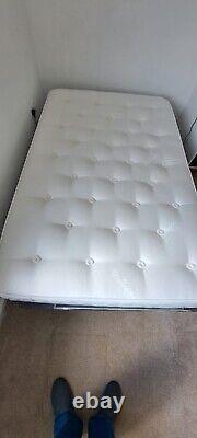 Dreams 4ft electric double bed. Remote control. Sleepmotion 200i KD