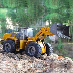 RC Bulldozer 583 2.4G 114 Remote Control Shovel Loader Construction Toy Gift